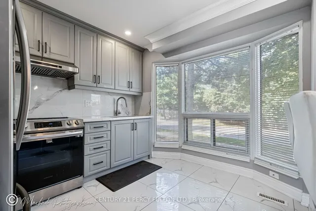 Additional property image - 59 Kenninghall Blvd Unit 2