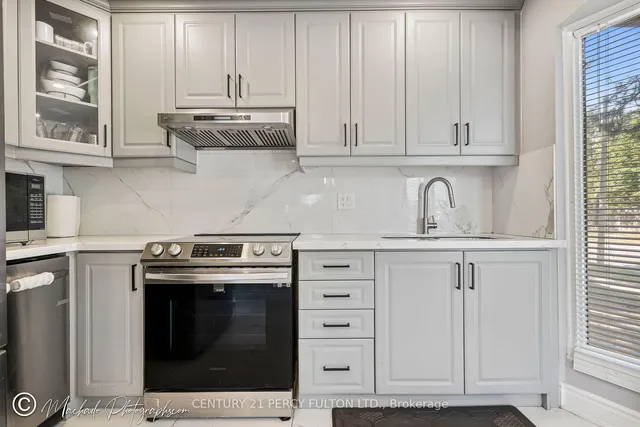 Additional property image - 59 Kenninghall Blvd Unit 2