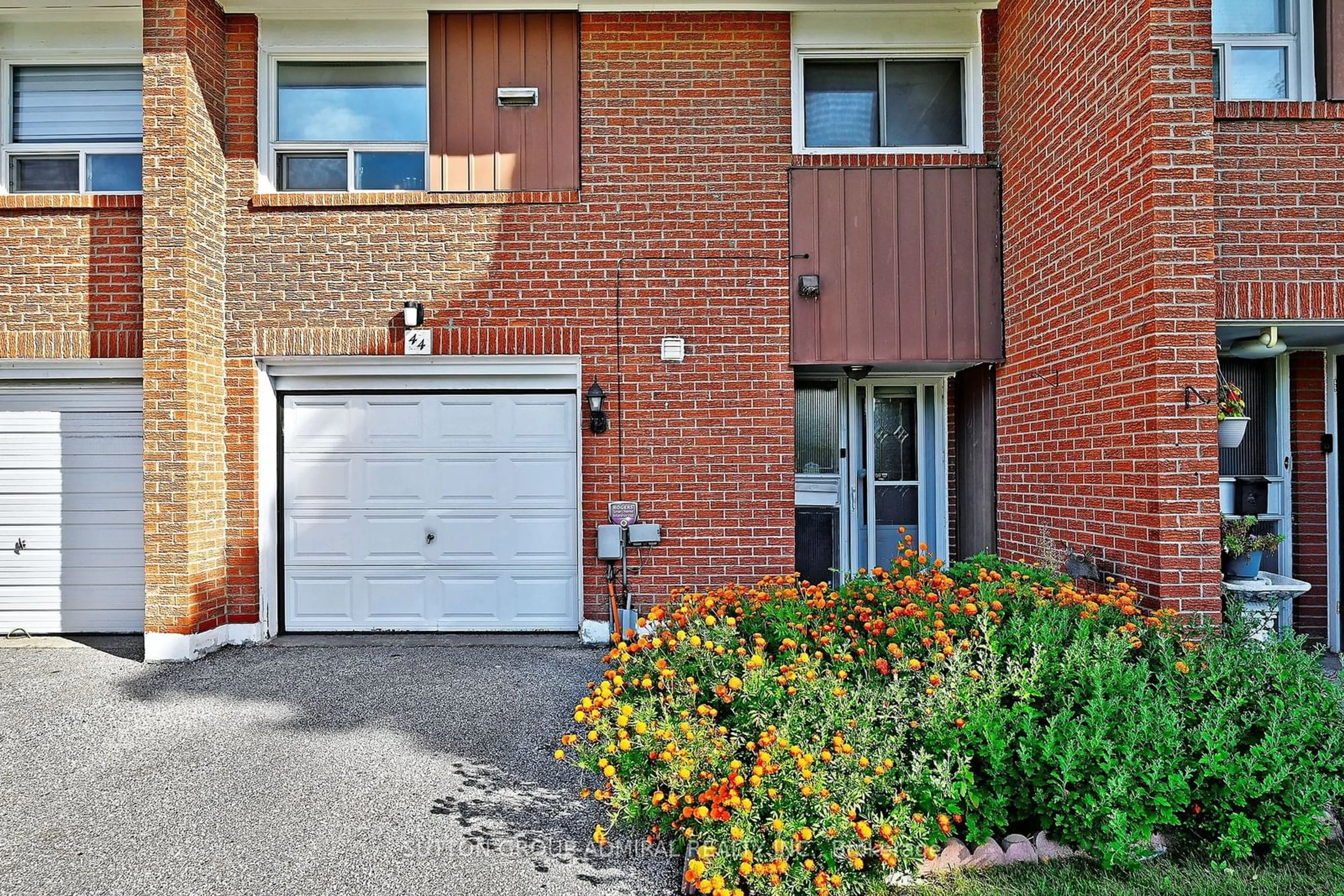 A pic from exterior of the house or condo for 452 Silverstone Dr #44, Toronto Ontario M9V 3K8