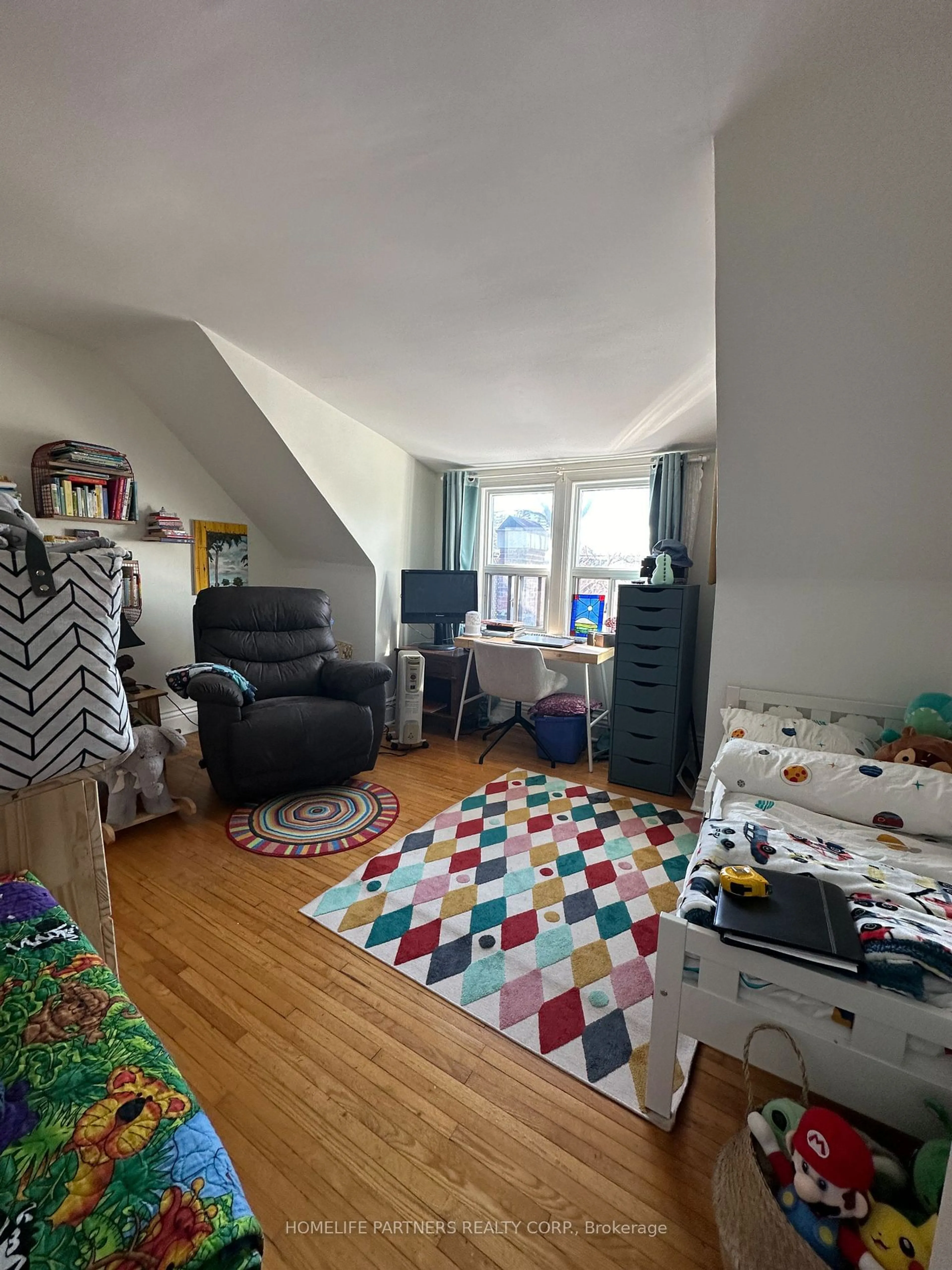 A pic of a room for 86 Macdonell Ave, Toronto Ontario M6R 2A2