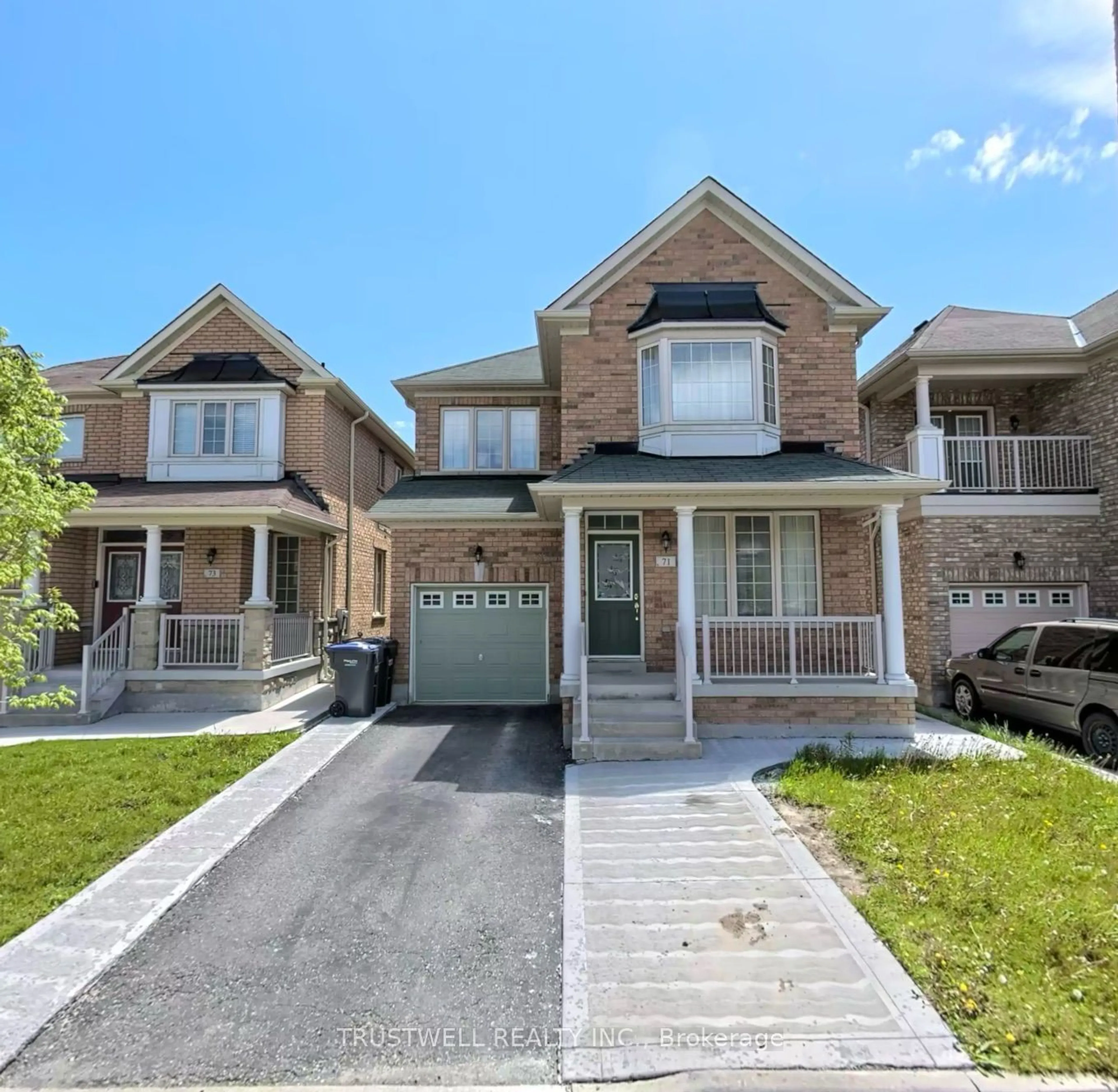 Frontside or backside of a home for 71 Tomabrook Cres, Brampton Ontario L6R 0V5