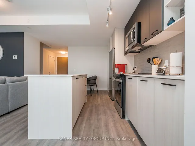 Additional property image - 2300 St Clair Ave Unit 723