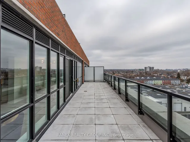Additional property image - 2300 St Clair Ave Unit 723