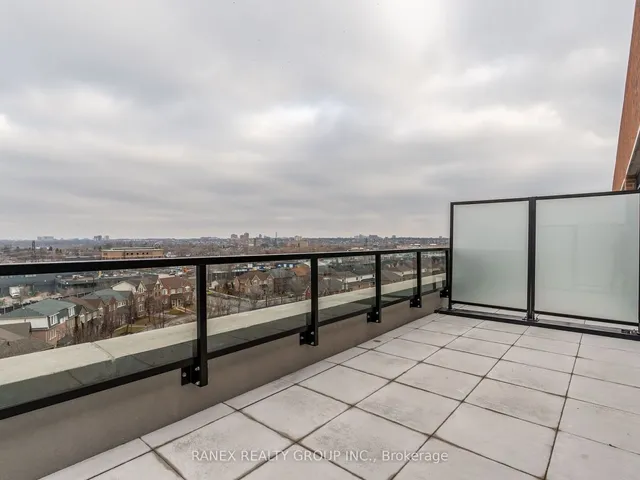 Additional property image - 2300 St Clair Ave Unit 723