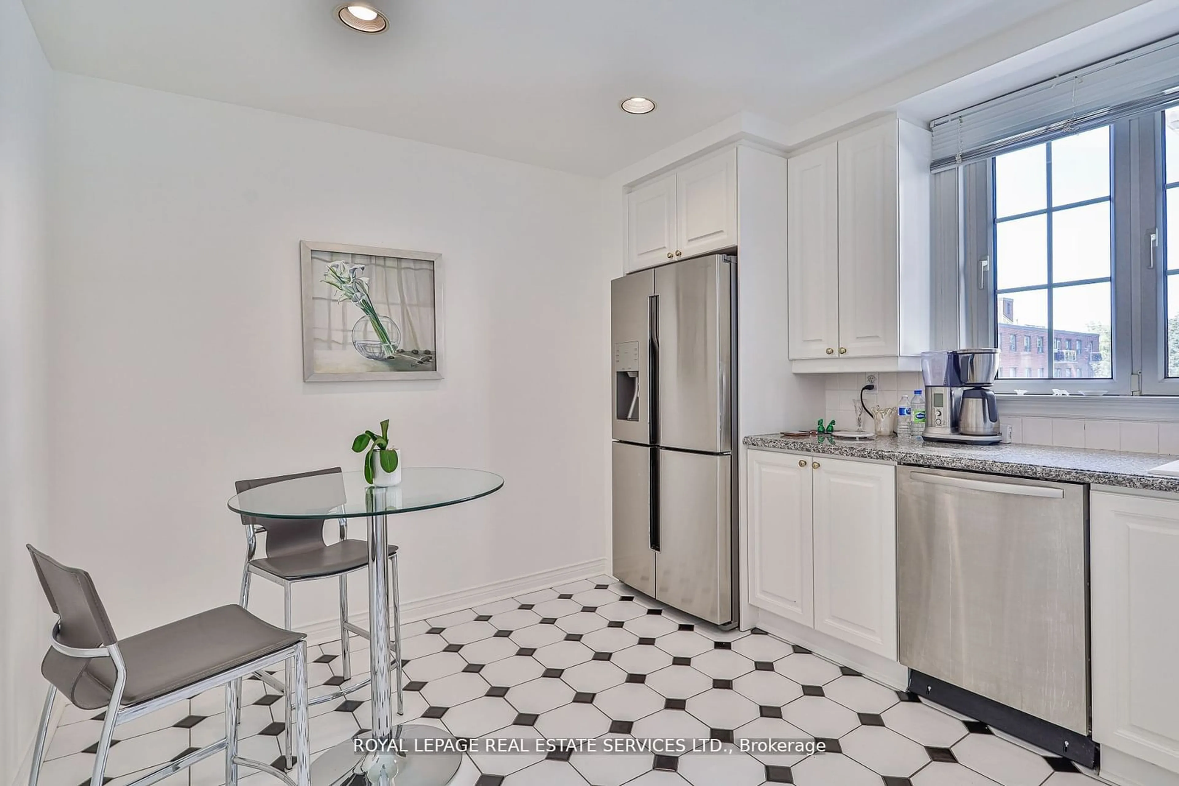 Standard kitchen, ceramic floors, cottage for 2289 Lake Shore Blvd #129, Toronto Ontario M8V 3Y2