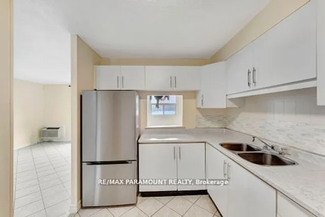 Additional property image - 1881 Jane St Unit 303