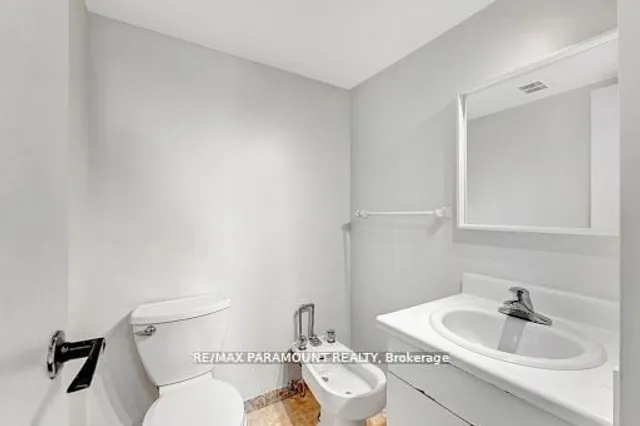 Additional property image - 1881 Jane St Unit 303
