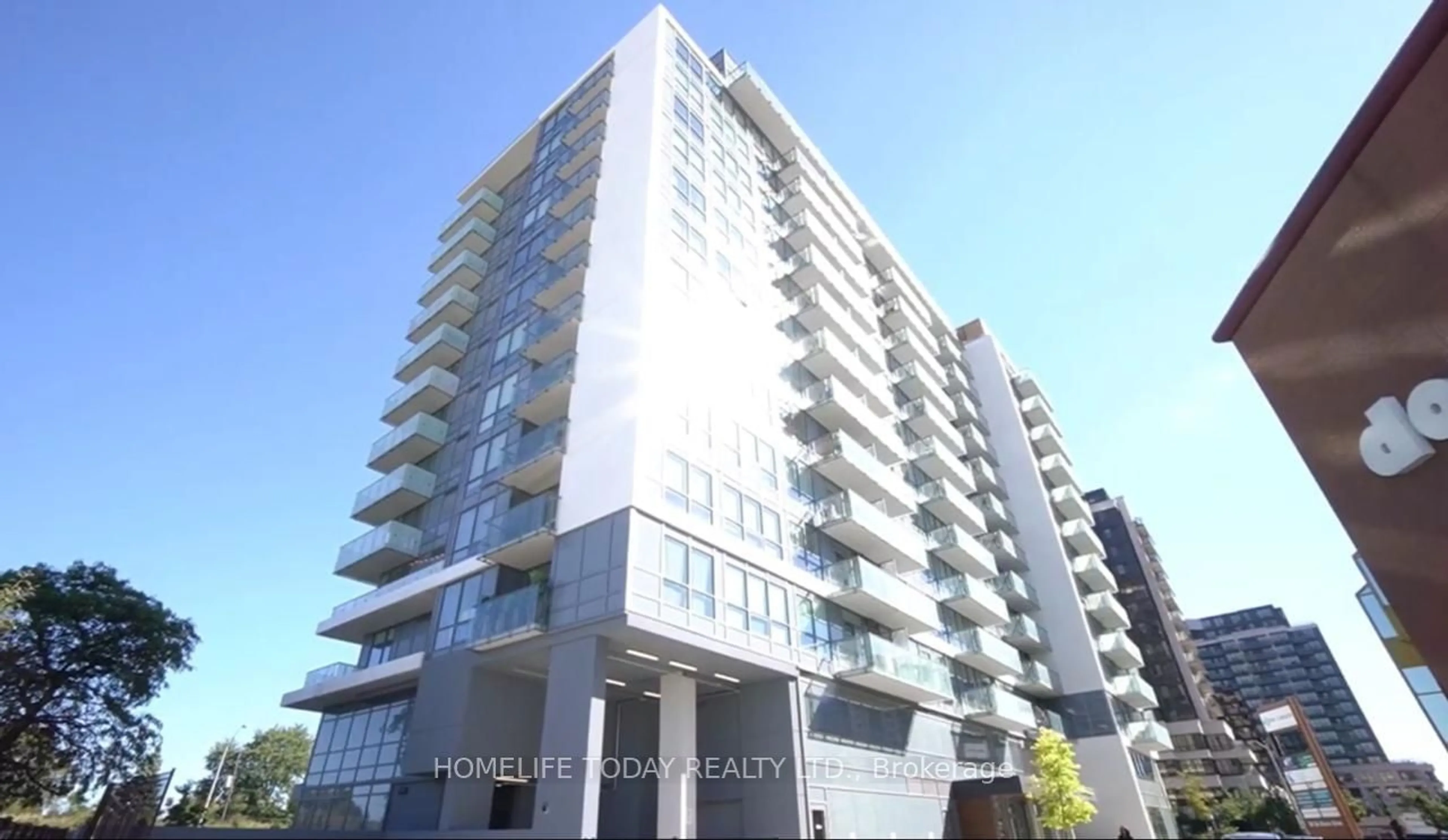 A pic from exterior of the house or condo, the front or back of building for 10 De Boers Dr #601, Toronto Ontario M3N 0L6