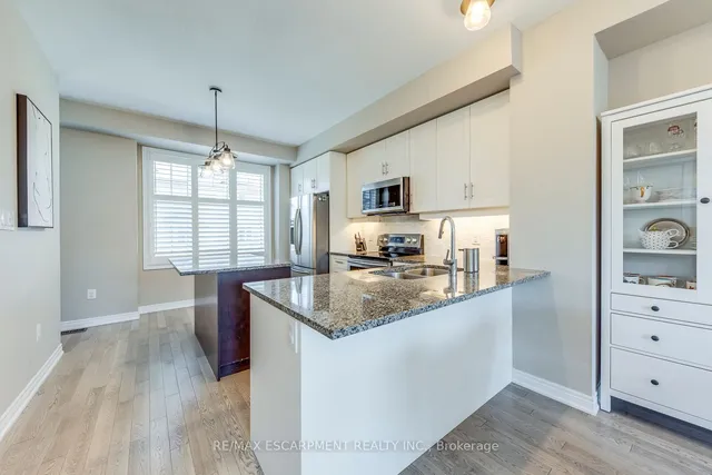 Additional property image - 386 Belcourt Common