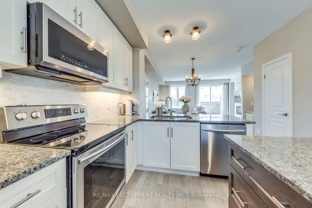 Additional property image - 386 Belcourt Common