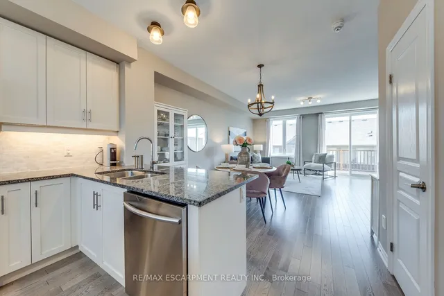 Additional property image - 386 Belcourt Common