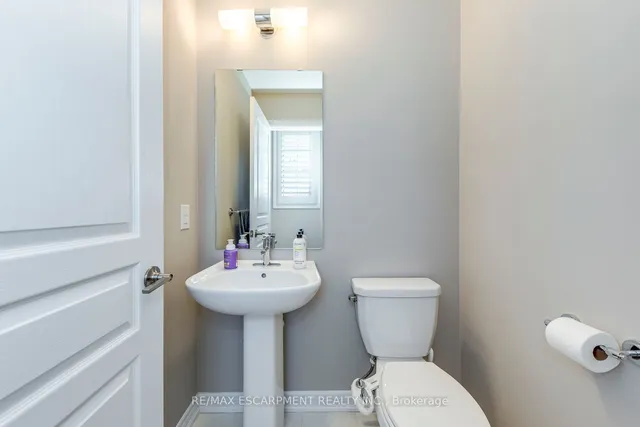 Additional property image - 386 Belcourt Common