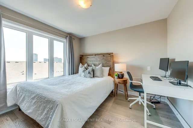 Additional property image - 386 Belcourt Common