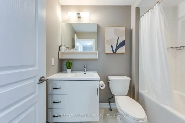 Additional property image - 386 Belcourt Common