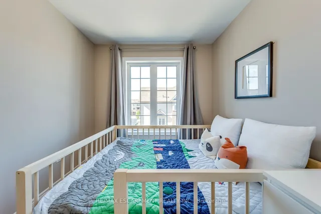 Additional property image - 386 Belcourt Common