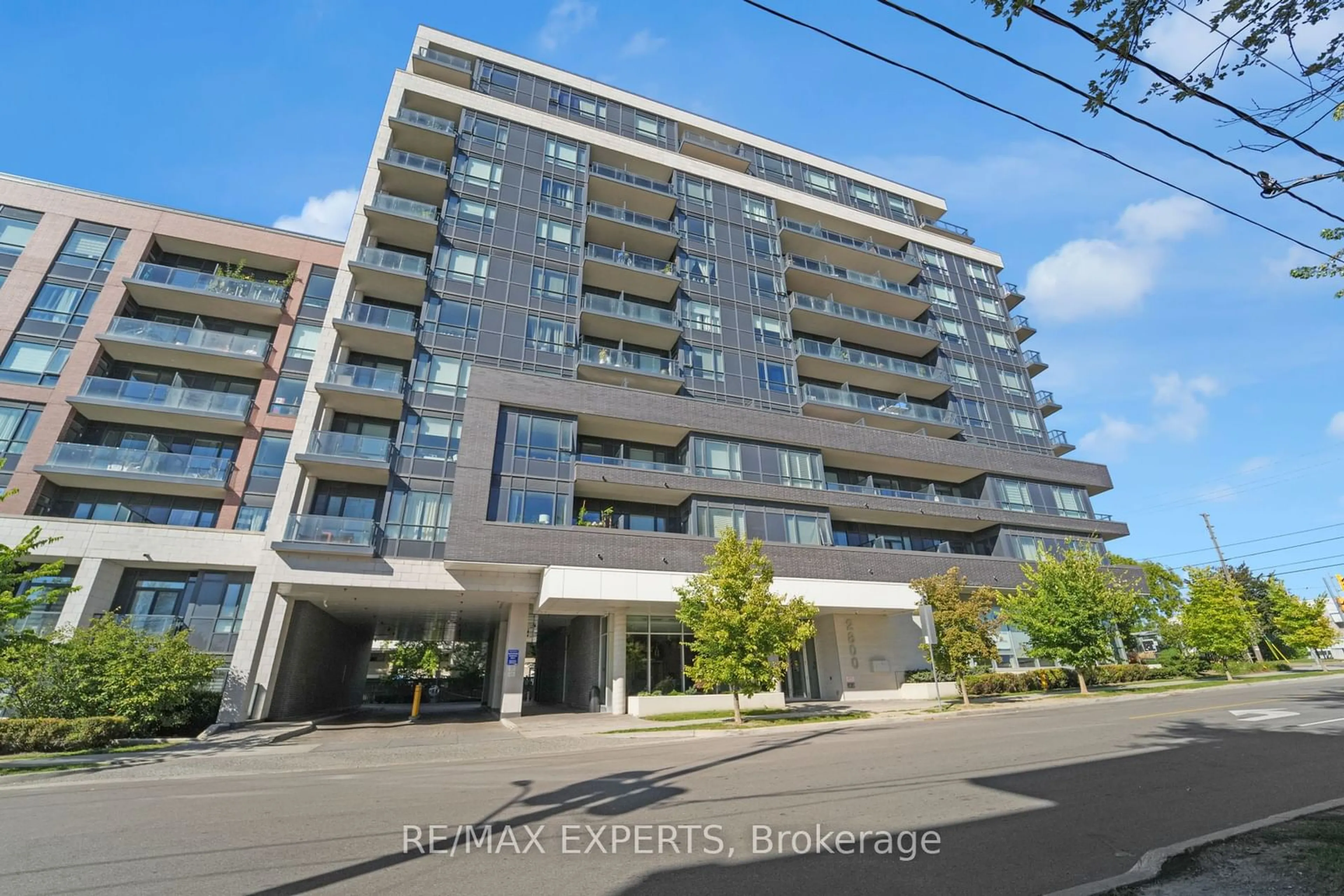 A pic from exterior of the house or condo for 2800 Keele St #316, Toronto Ontario M3M 0B8