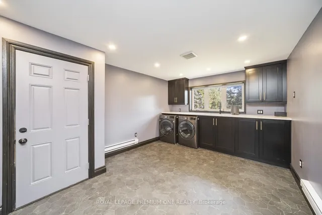 Additional property image - 8 Beamish Crt