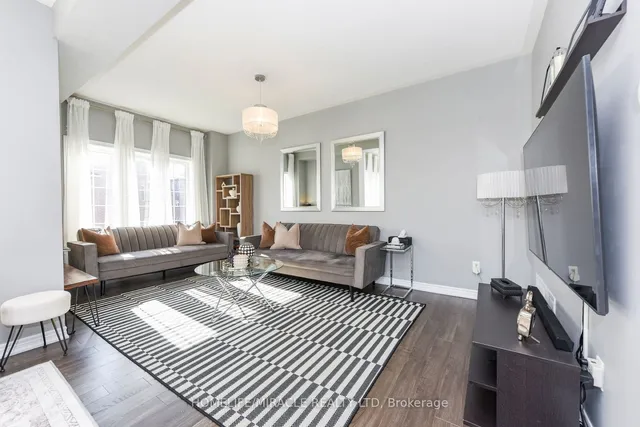 Additional property image - 2 October Pl