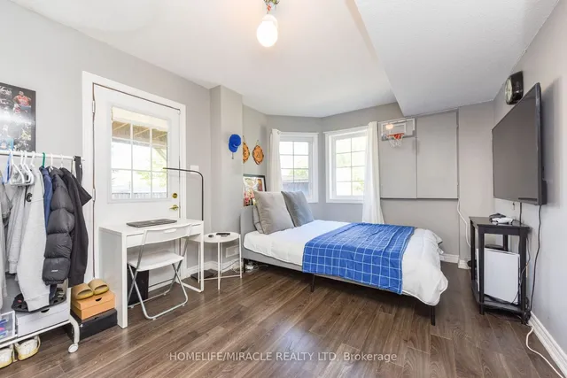 Additional property image - 2 October Pl