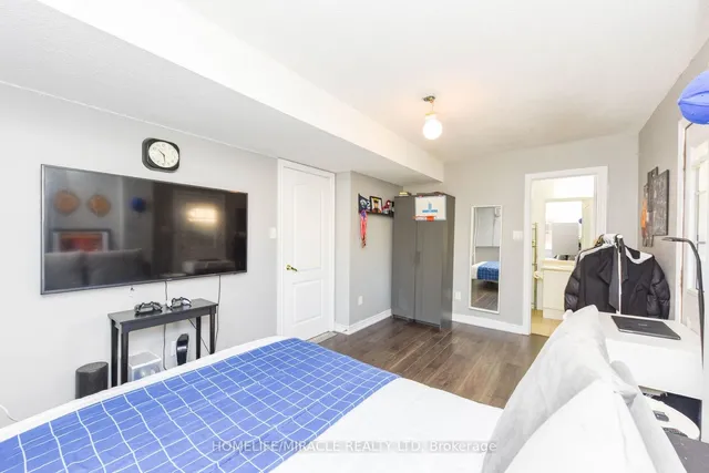 Additional property image - 2 October Pl