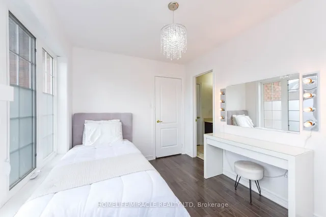 Additional property image - 2 October Pl