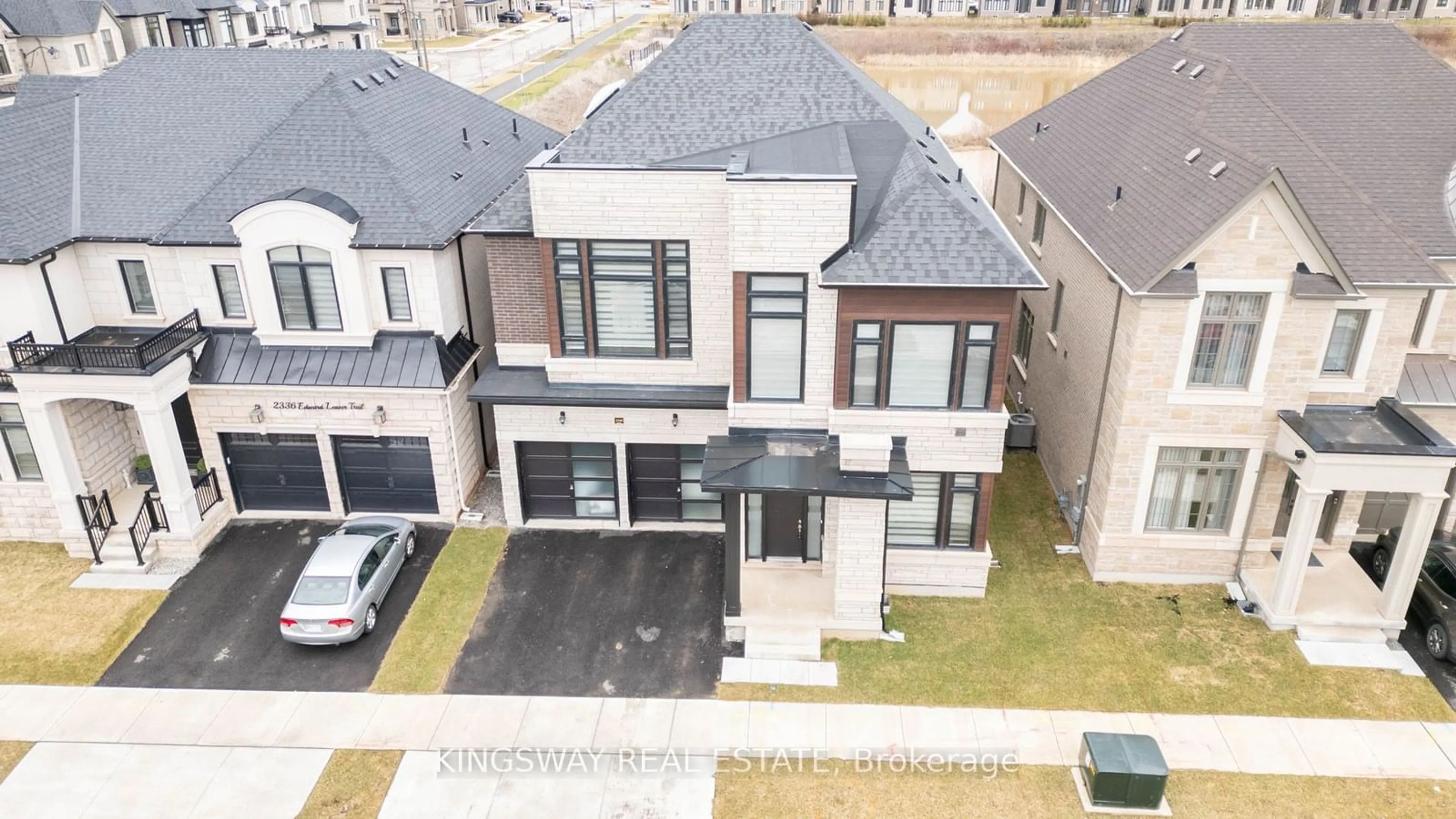 Home with brick exterior material for 2340 Edward Leaver Tr, Oakville Ontario L6M 5M7