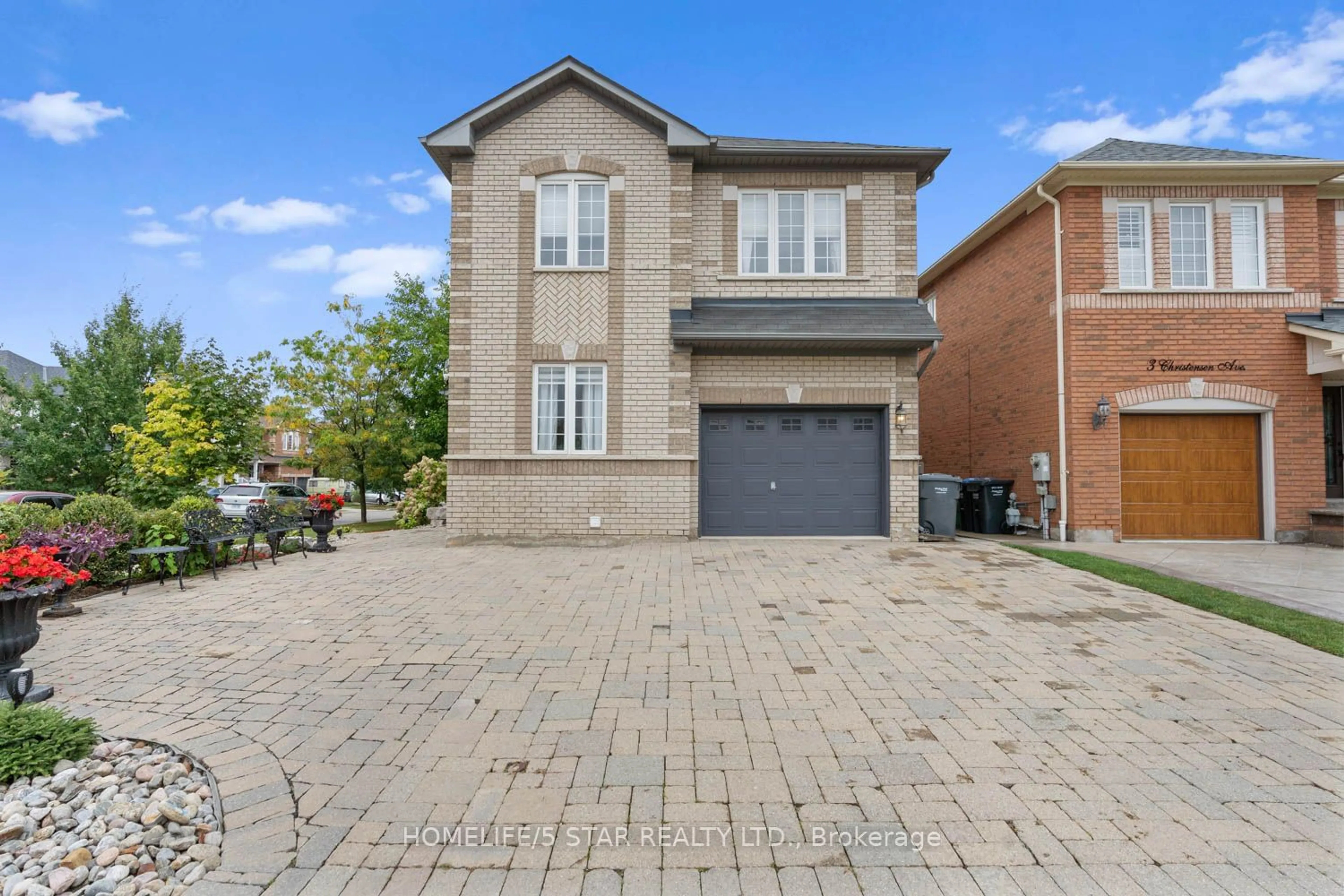 Home with brick exterior material for 3 Silvermoon Ave, Caledon Ontario L7E 2Y8