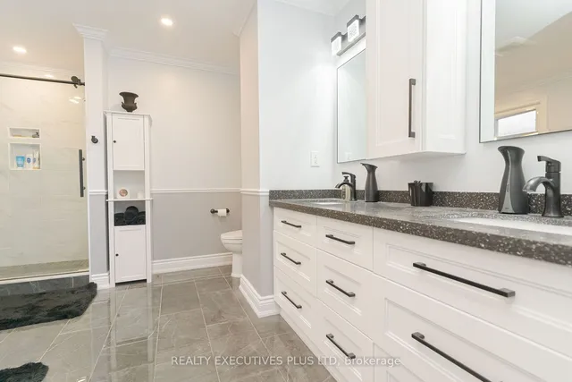 Additional property image - 8 Lombardy Cres