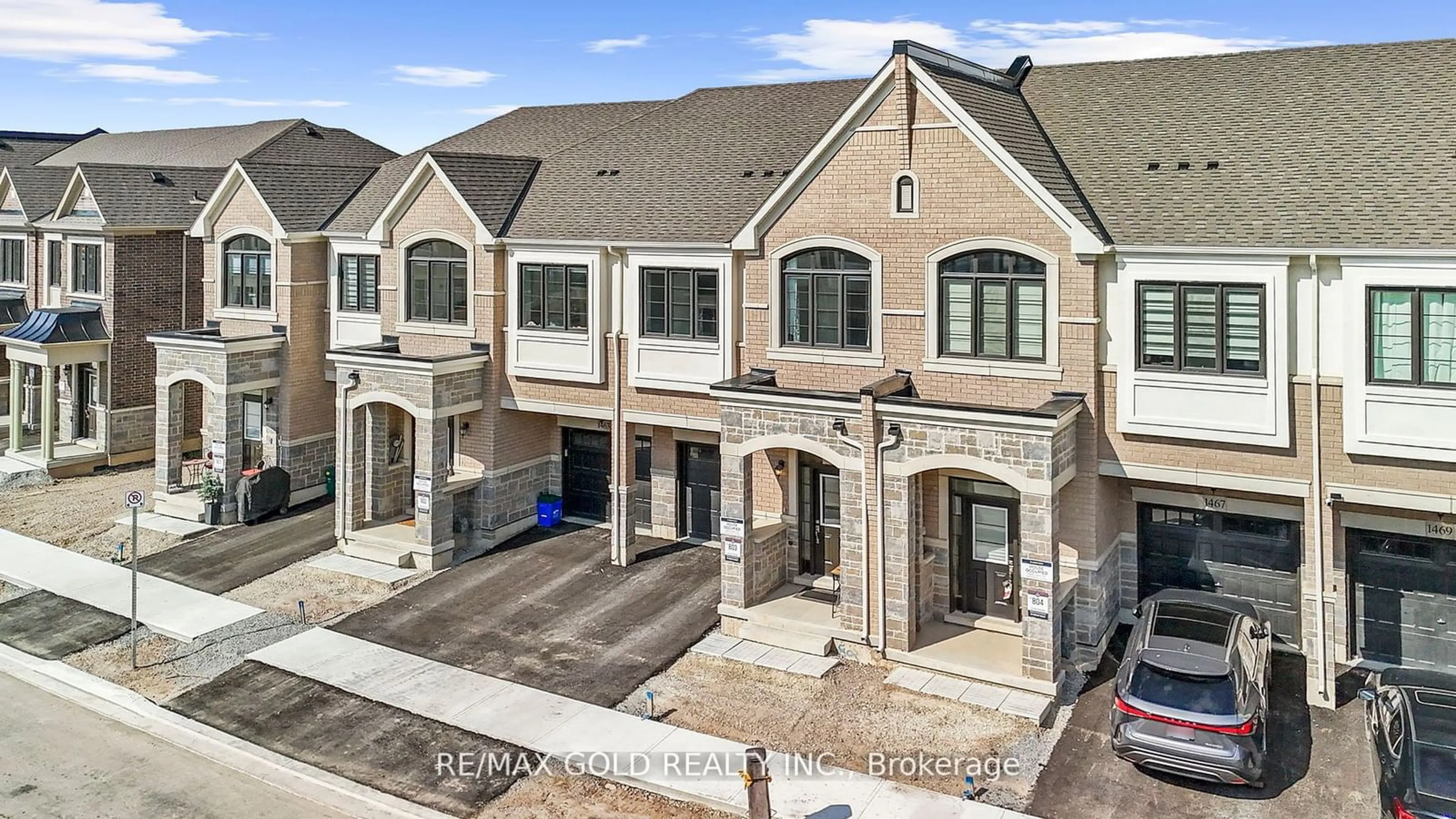 A pic from exterior of the house or condo, the street view for 1465 Watercress Way, Milton Ontario L9E 1Z9