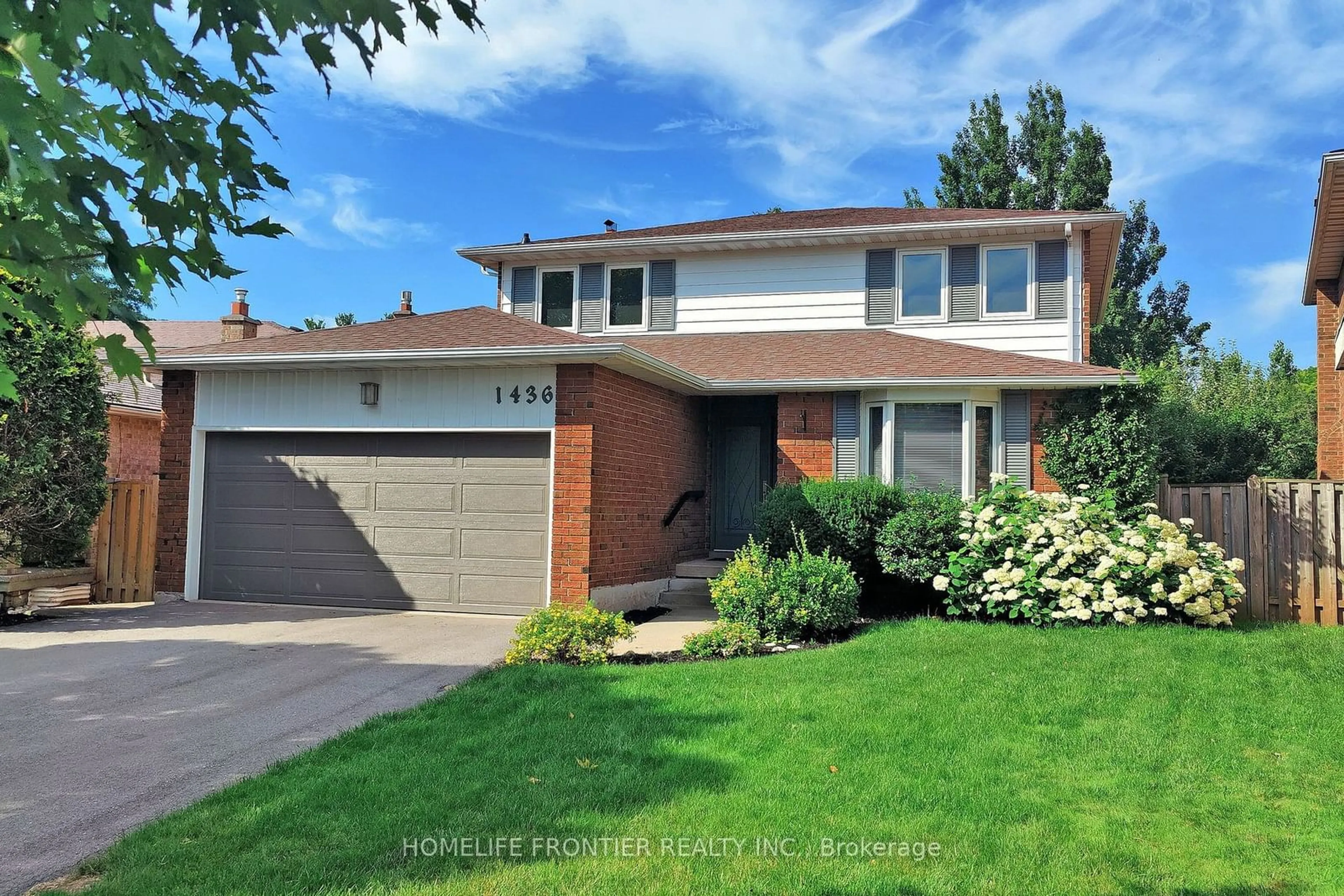 Frontside or backside of a home for 1436 Livingston Rd, Oakville Ontario L6H 3G4