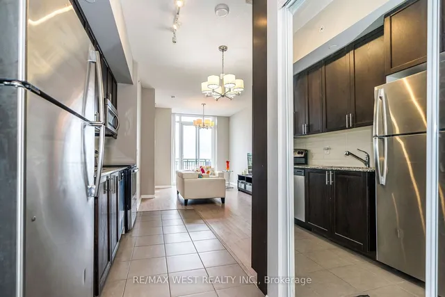 Additional property image - 830 Lawrence Ave Unit 803