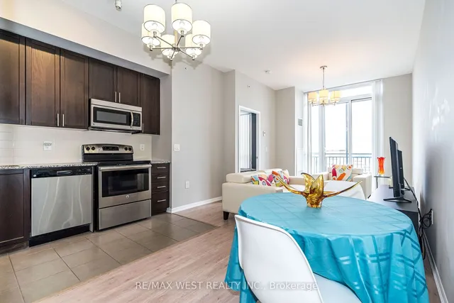 Additional property image - 830 Lawrence Ave Unit 803