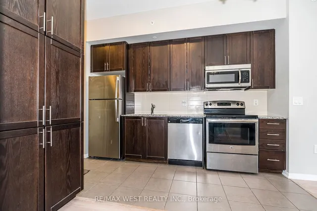 Additional property image - 830 Lawrence Ave Unit 803