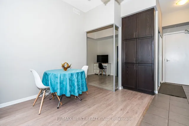 Additional property image - 830 Lawrence Ave Unit 803