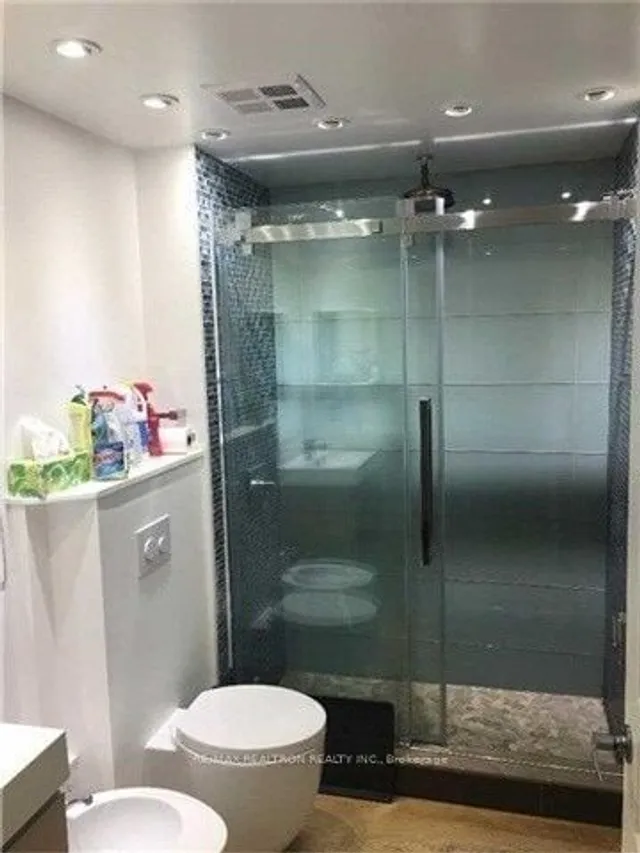 Additional property image - 5 Marine Parade Dr Unit 917