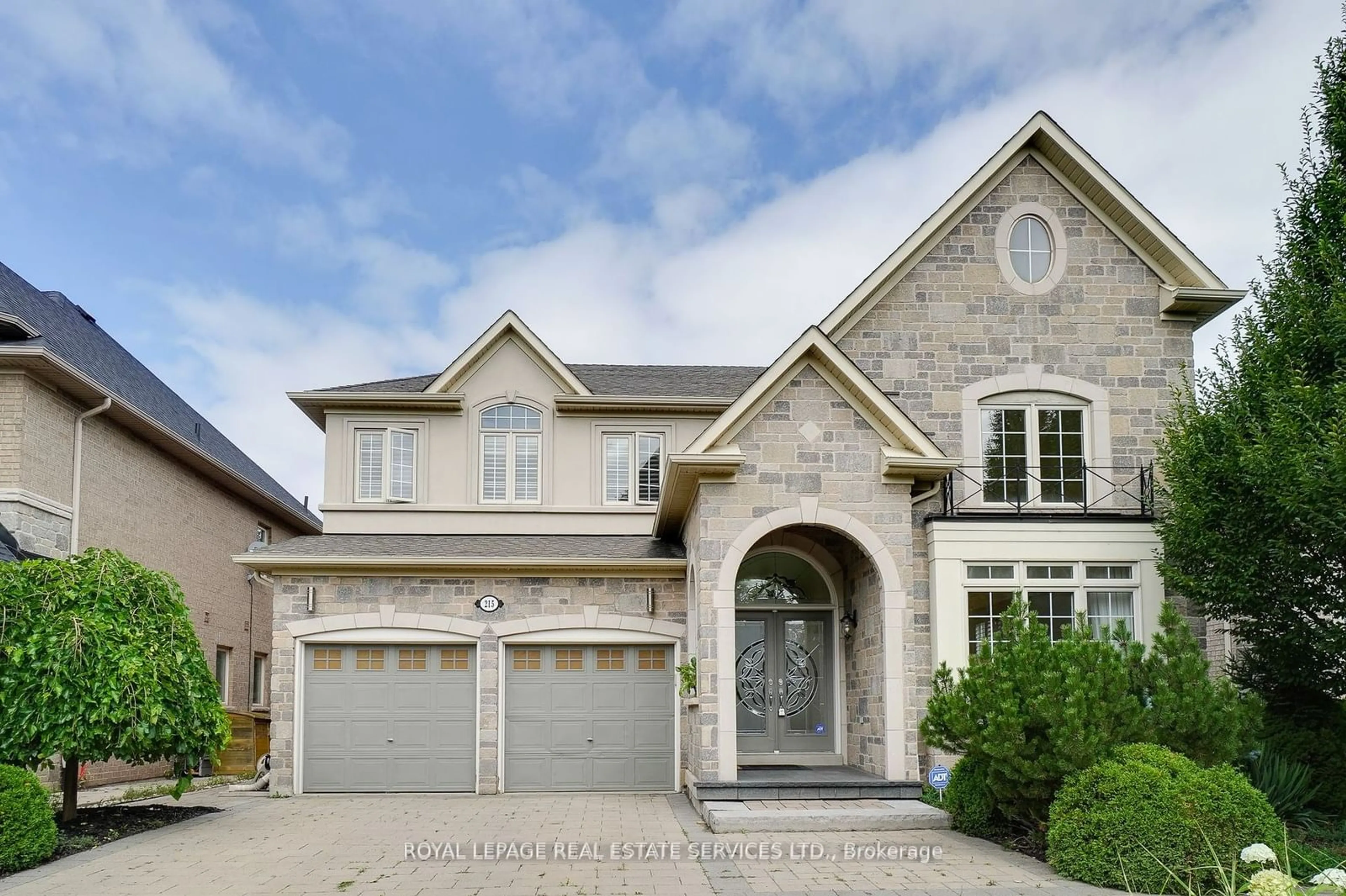 Home with brick exterior material for 215 Burloak Dr, Oakville Ontario L6L 6T6