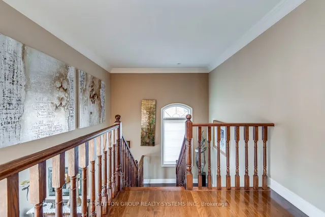 Additional property image - 2284 Nena Cres