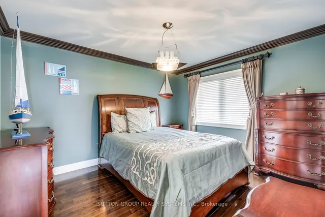 Additional property image - 2284 Nena Cres