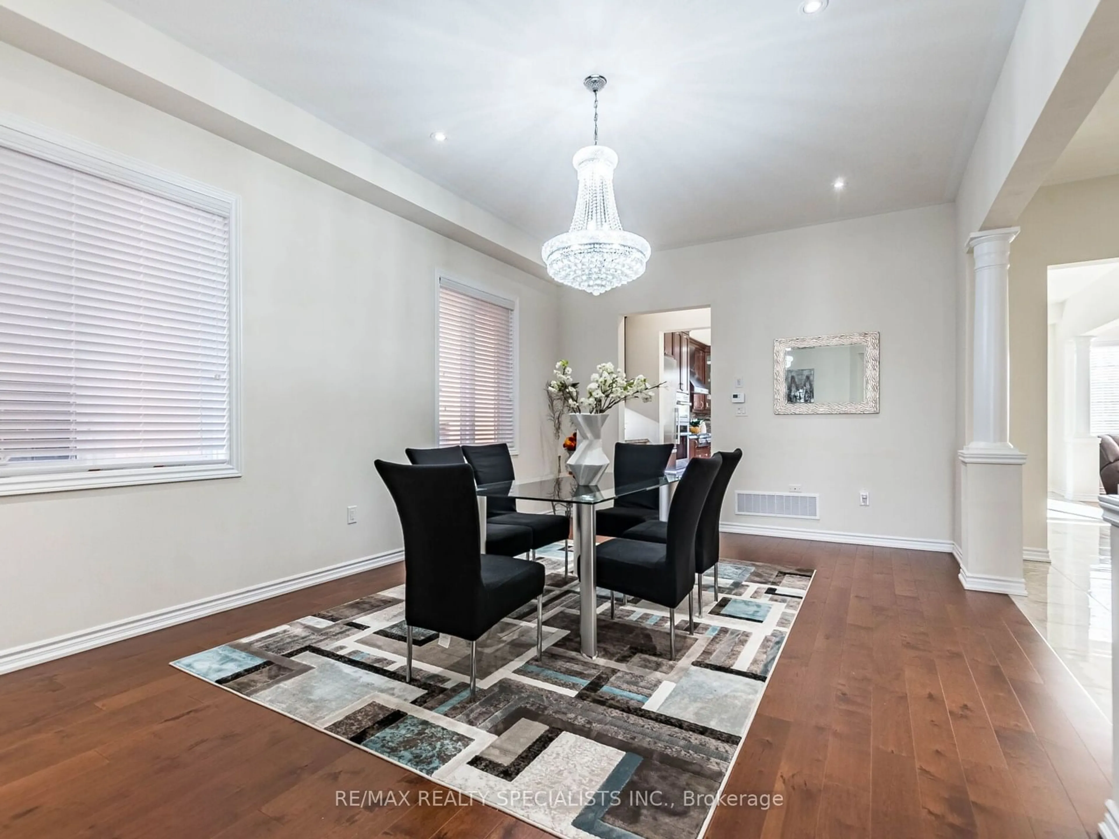 Dining room, wood floors for 18 Yarmouth St, Brampton Ontario L7A 4X7