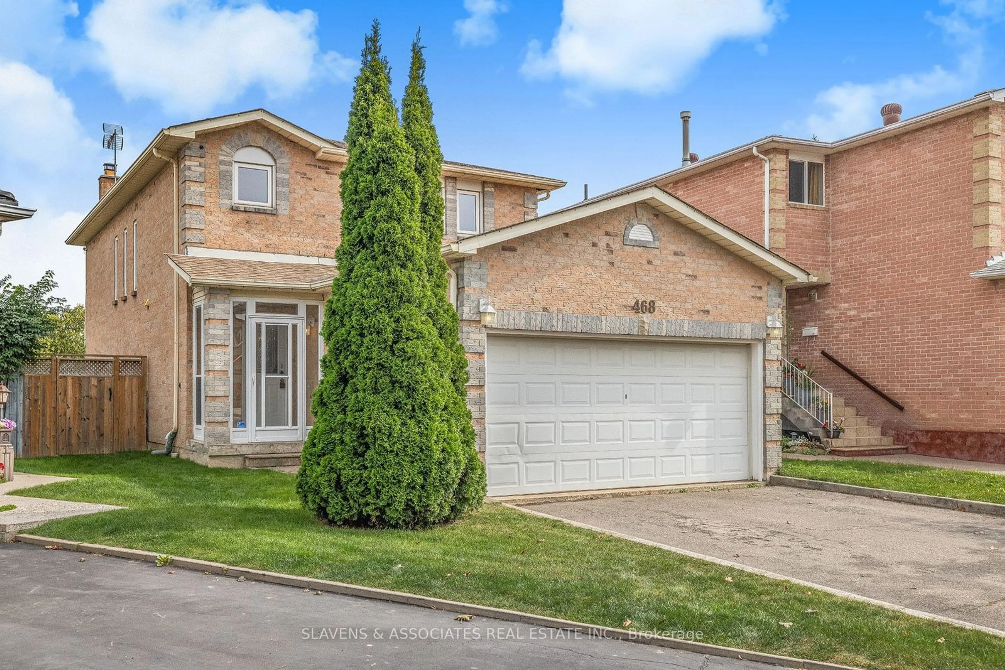 Frontside or backside of a home, the street view for 468 Hansen Rd, Brampton Ontario L6V 3P8