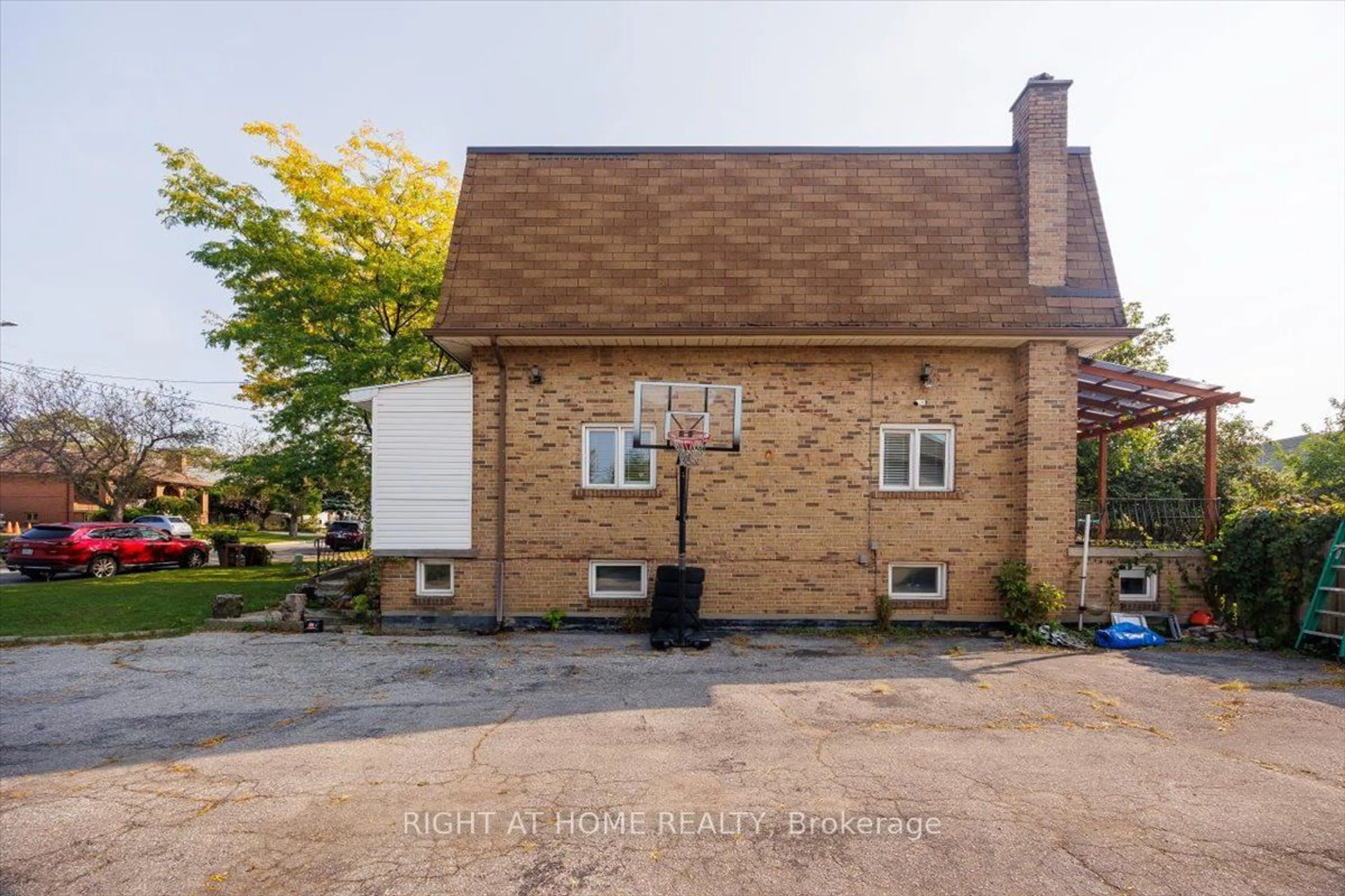 Frontside or backside of a home, cottage for 153 Downsview Ave, Toronto Ontario M3M 1E6