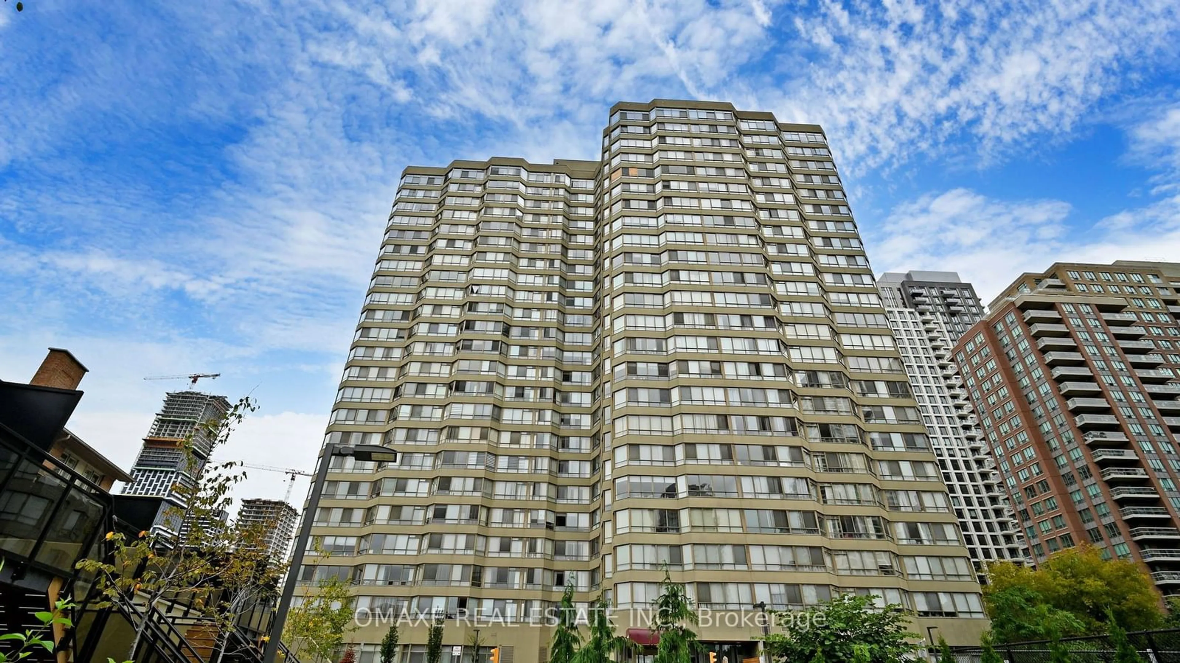 A pic from exterior of the house or condo for 3605 Kariya Dr #1504, Mississauga Ontario L5B 3J4