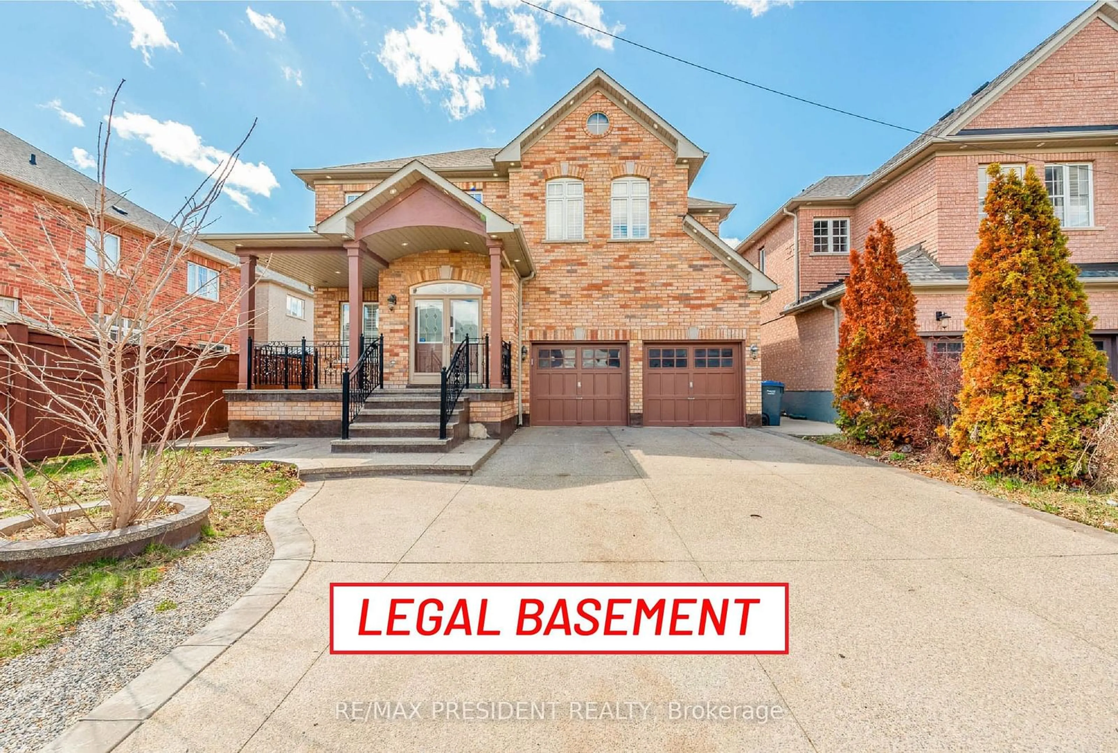 Frontside or backside of a home for 3 Carmel Cres, Brampton Ontario L6P 1Y1