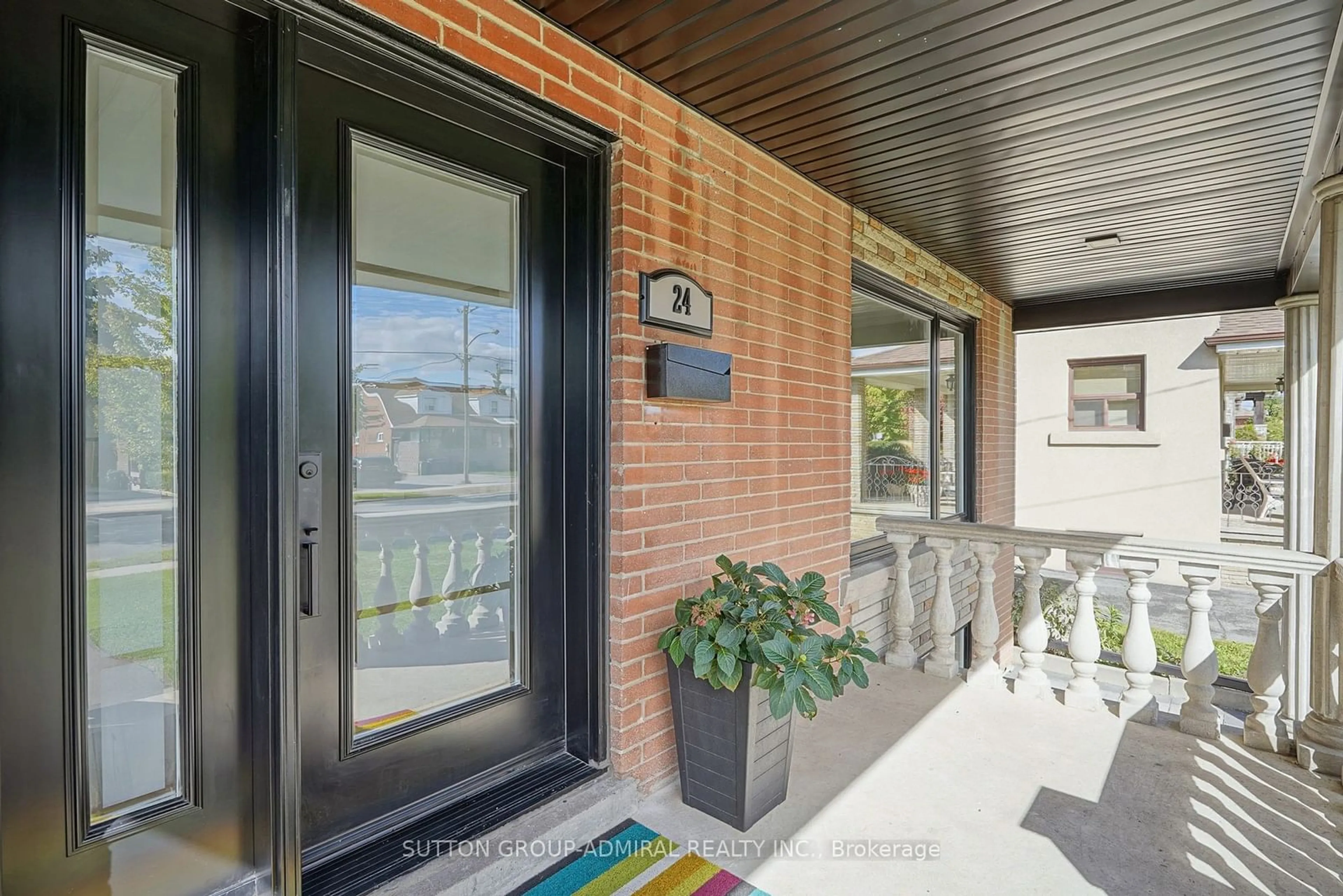 Indoor entryway, wood floors for 24 Cartwright Ave, Toronto Ontario M6A 1T7