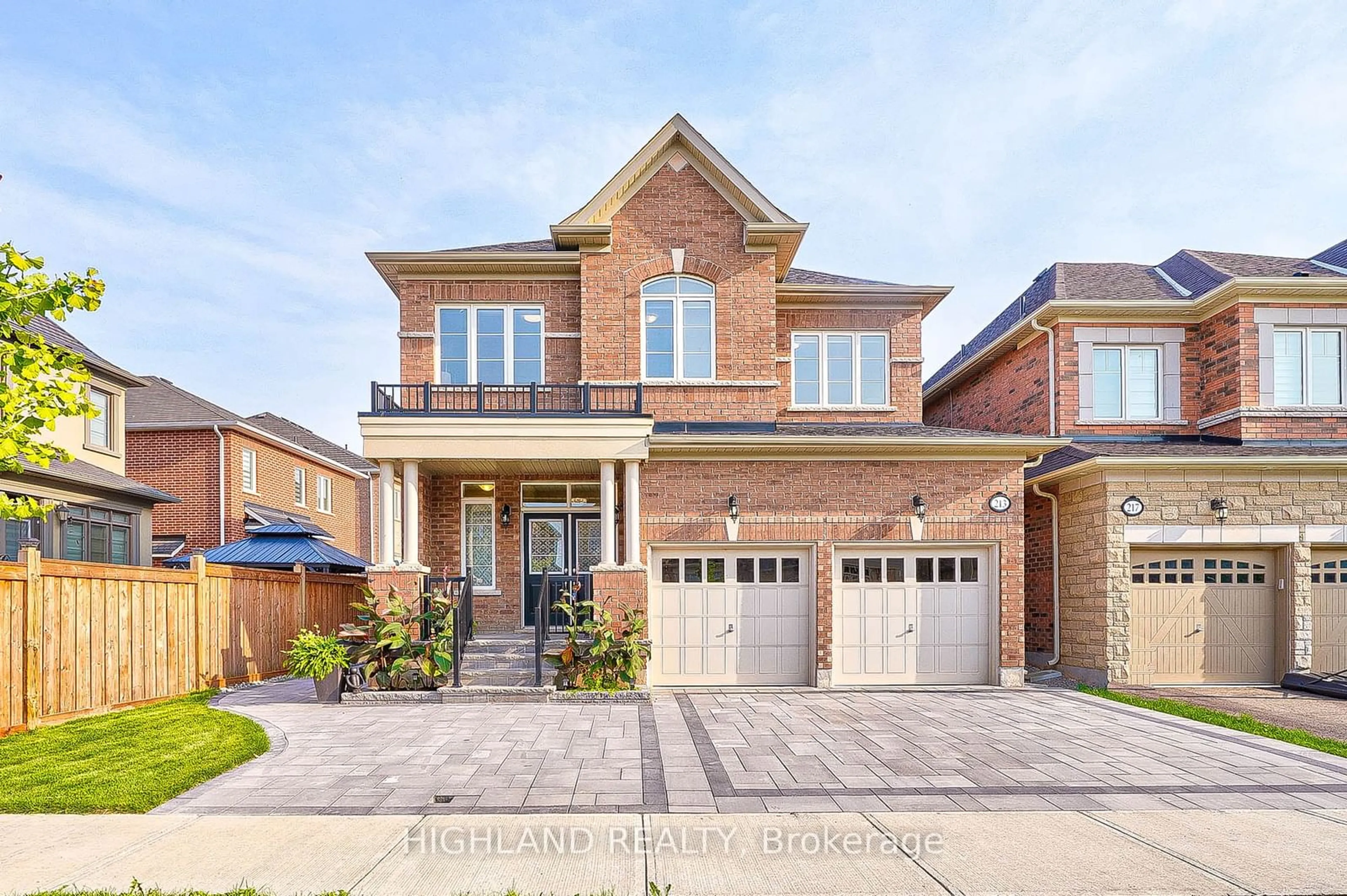 Home with brick exterior material for 213 Camellia Cres, Oakville Ontario L6H 1L1