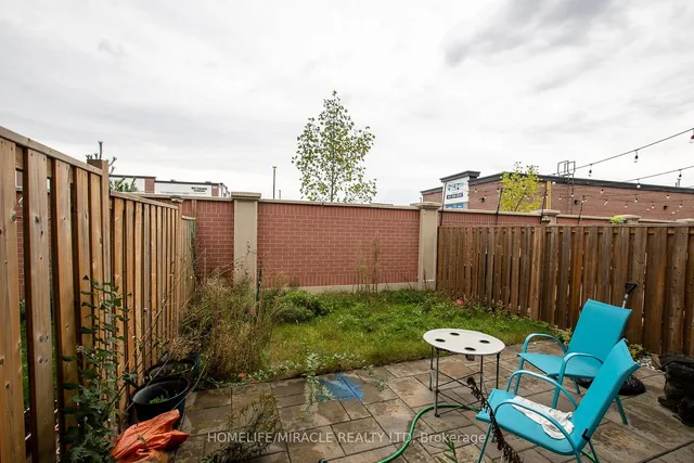 Additional property image - 124 Baffins Cres