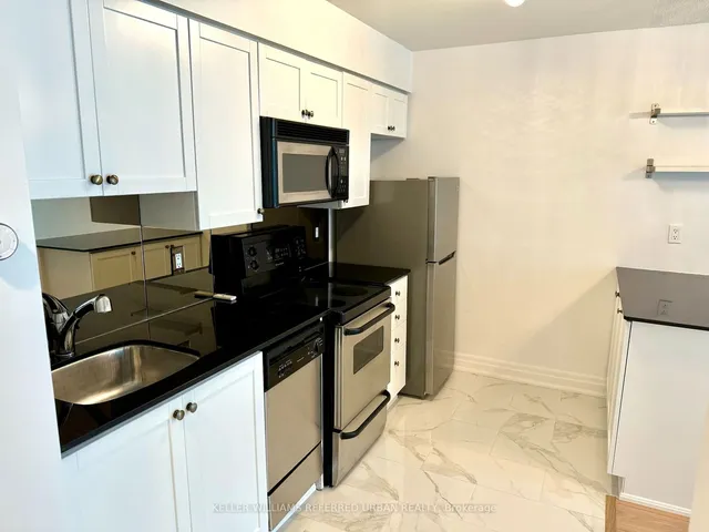 Additional property image - 2121 Lake Shore Blvd Unit 213