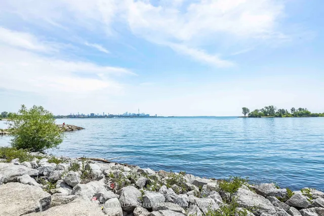 Additional property image - 2121 Lake Shore Blvd Unit 213