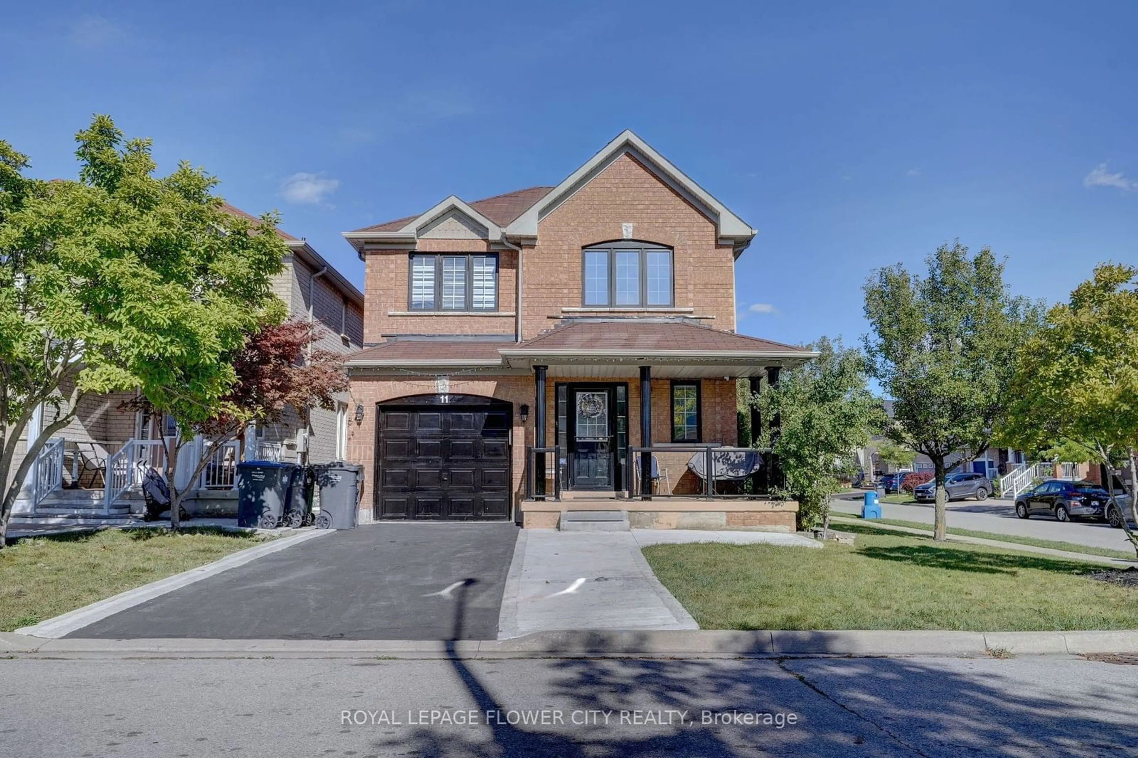 Home with brick exterior material for 11 Treasure Dr, Brampton Ontario L7A 3L1