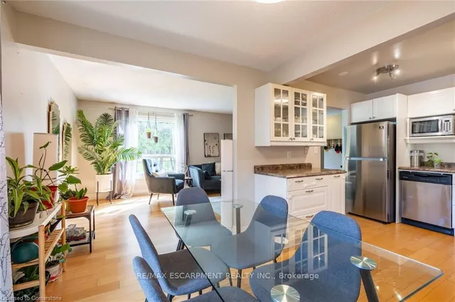 Additional property image - 657 Francis Rd Unit 3